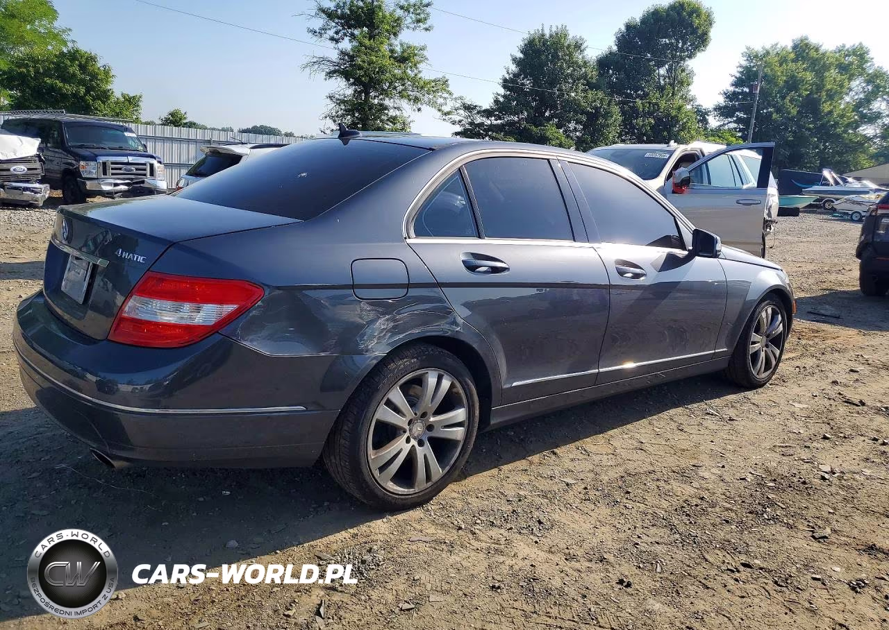 2011 Mercedes-Benz C 300 4Matic VIN:WDDGF8BB4BF542170 - 3