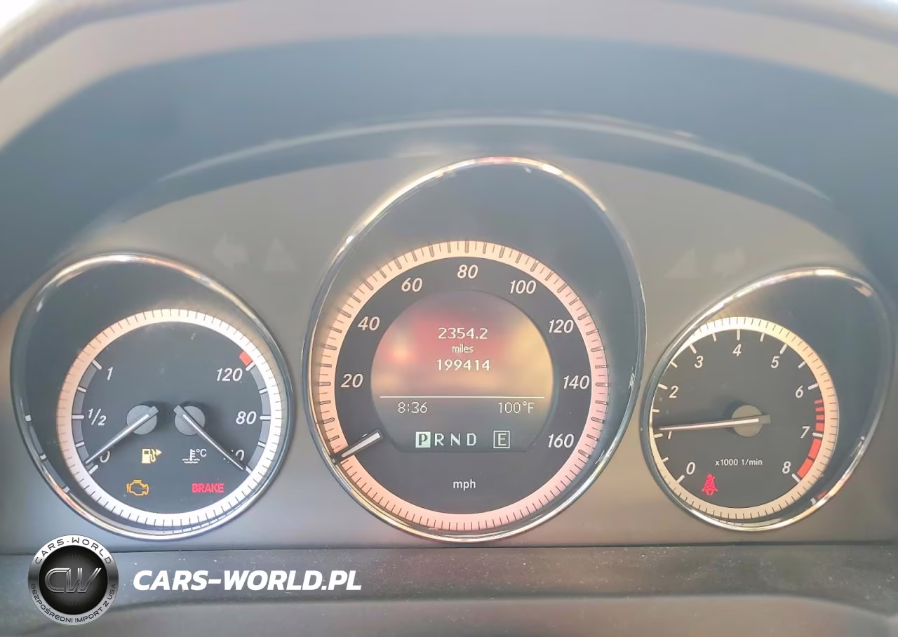 2011 Mercedes-Benz C 300 4Matic VIN:WDDGF8BB4BF542170 - 9