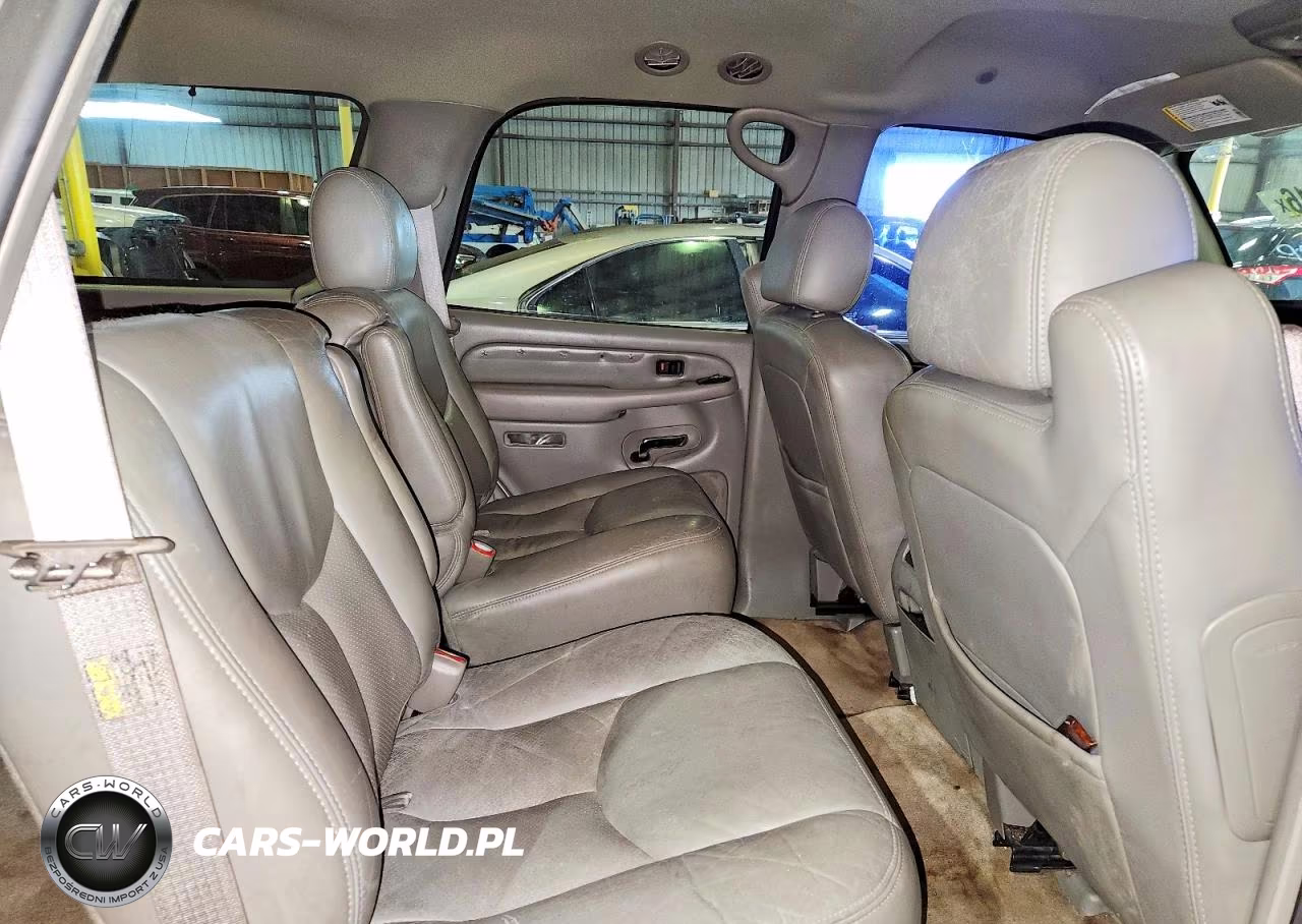 2006 Cadillac Escalade Luxury VIN:1GYEC63N06R158070 - 11
