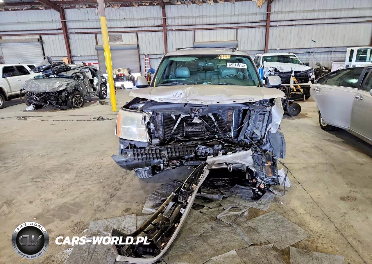 2006 Cadillac Escalade Luxury VIN:1GYEC63N06R158070 - 5