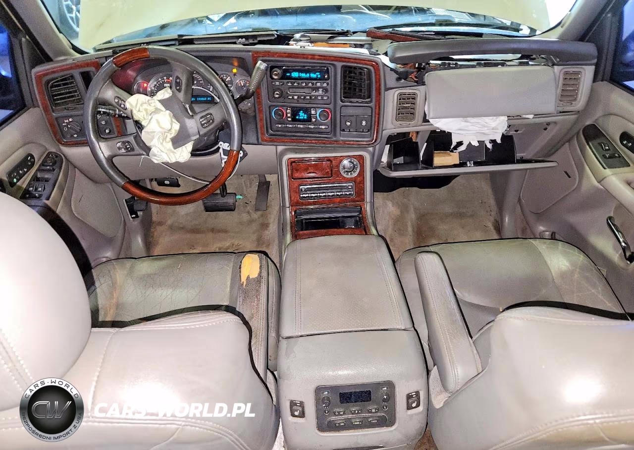 2006 Cadillac Escalade Luxury VIN:1GYEC63N06R158070 - 8
