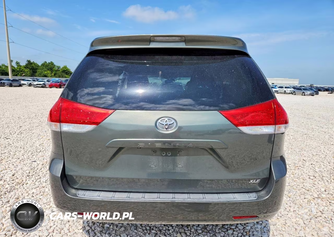 2012 Toyota Sienna Xle 8-Passenger VIN:5TDYK3DC5CS268496 - 6