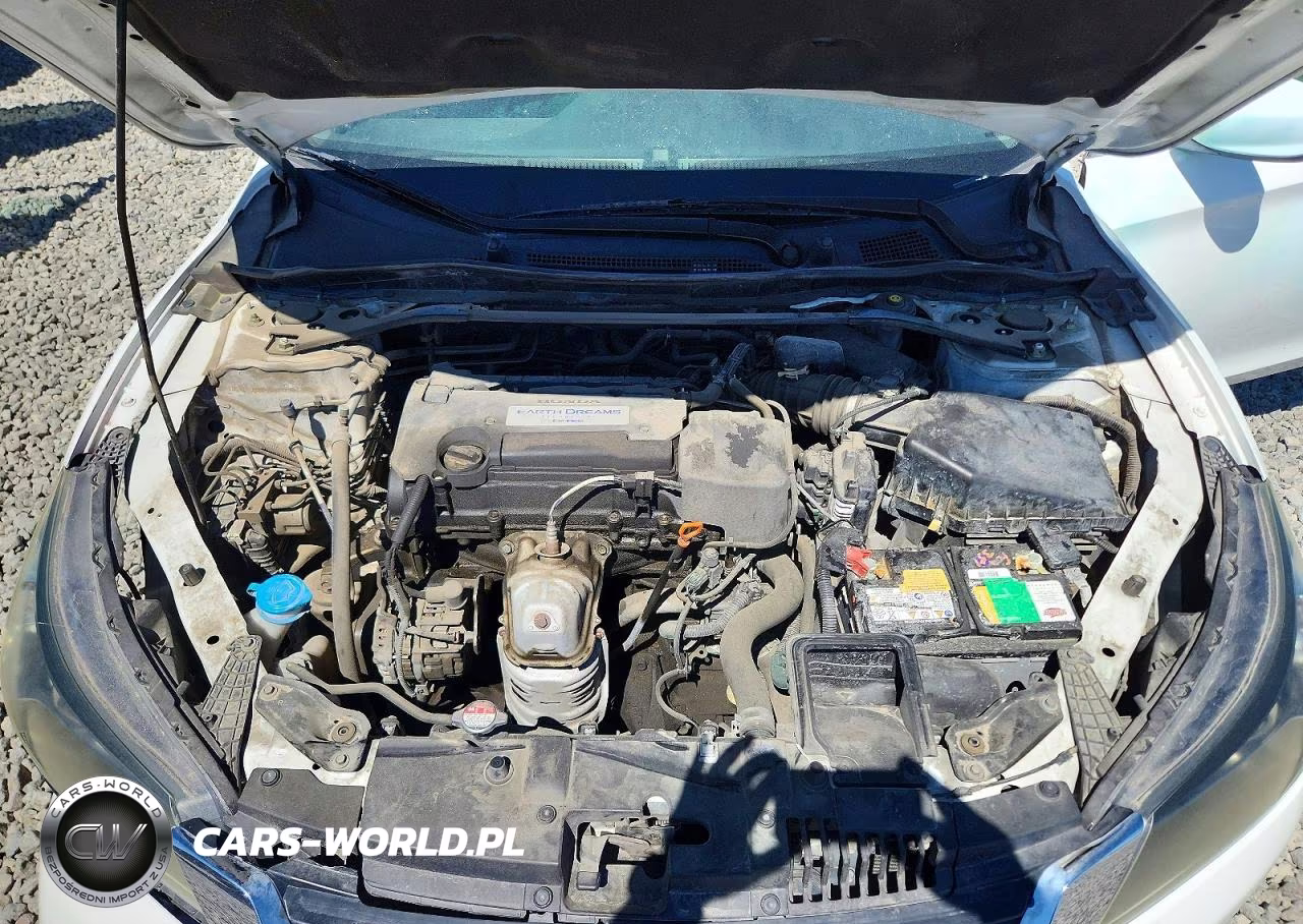 2015 Honda Accord Sport VIN:1HGCR2F53FA264819 - 11