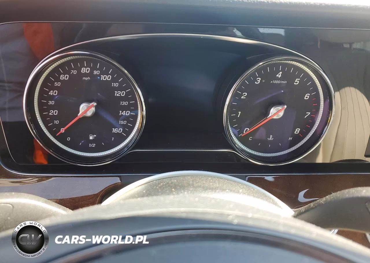2017 Mercedes-Benz E 300 4Matic VIN:WDDZF4KB2HA193713 - 9