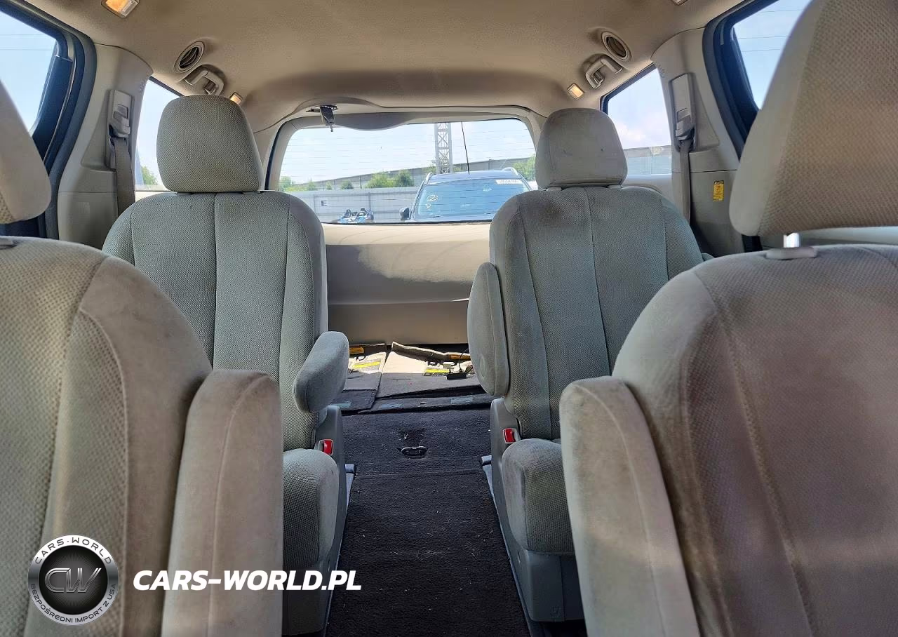 2011 Toyota Sienna Base 7-Passenger VIN:5TDZK3DC7BS020785 - 10