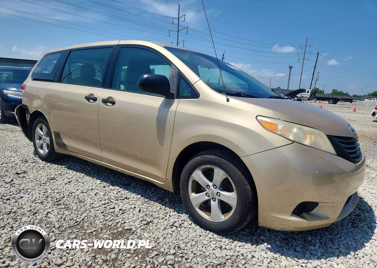 2011 Toyota Sienna Base 7-Passenger VIN:5TDZK3DC7BS020785 - 4