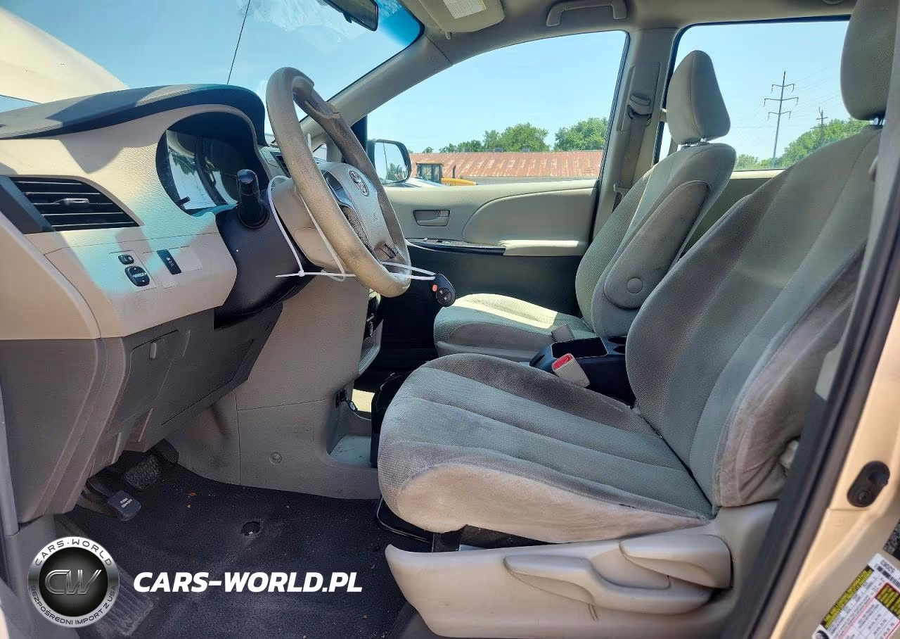 2011 Toyota Sienna Base 7-Passenger VIN:5TDZK3DC7BS020785 - 7