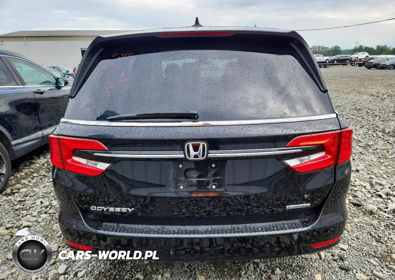 2023 Honda Odyssey Touring VIN:5FNRL6H82PB025473 - 6