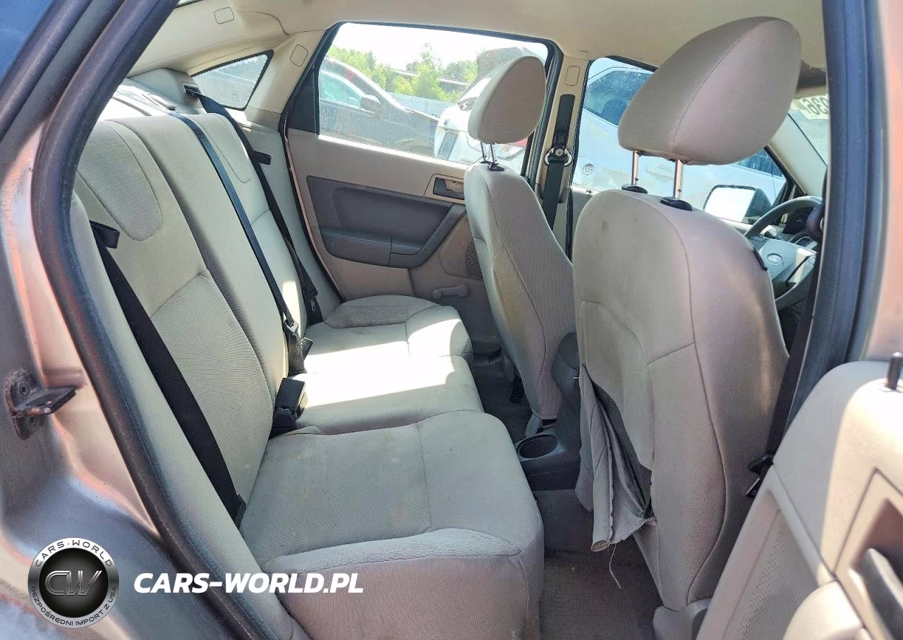 2008 Ford Focus S-Se VIN:1FAHP34N88W258433 - 10