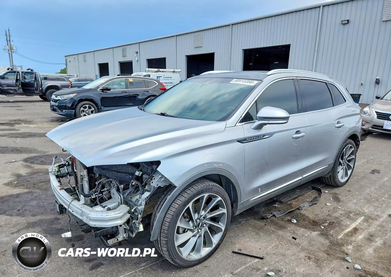 2020 Lincoln Nautilus Reserve