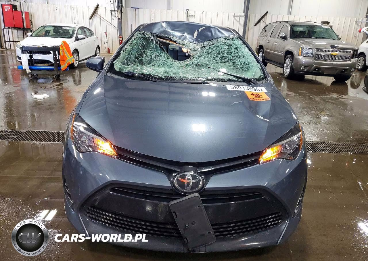 2018 Toyota Corolla Le VIN:2T1BURHE6JC087895 - 5