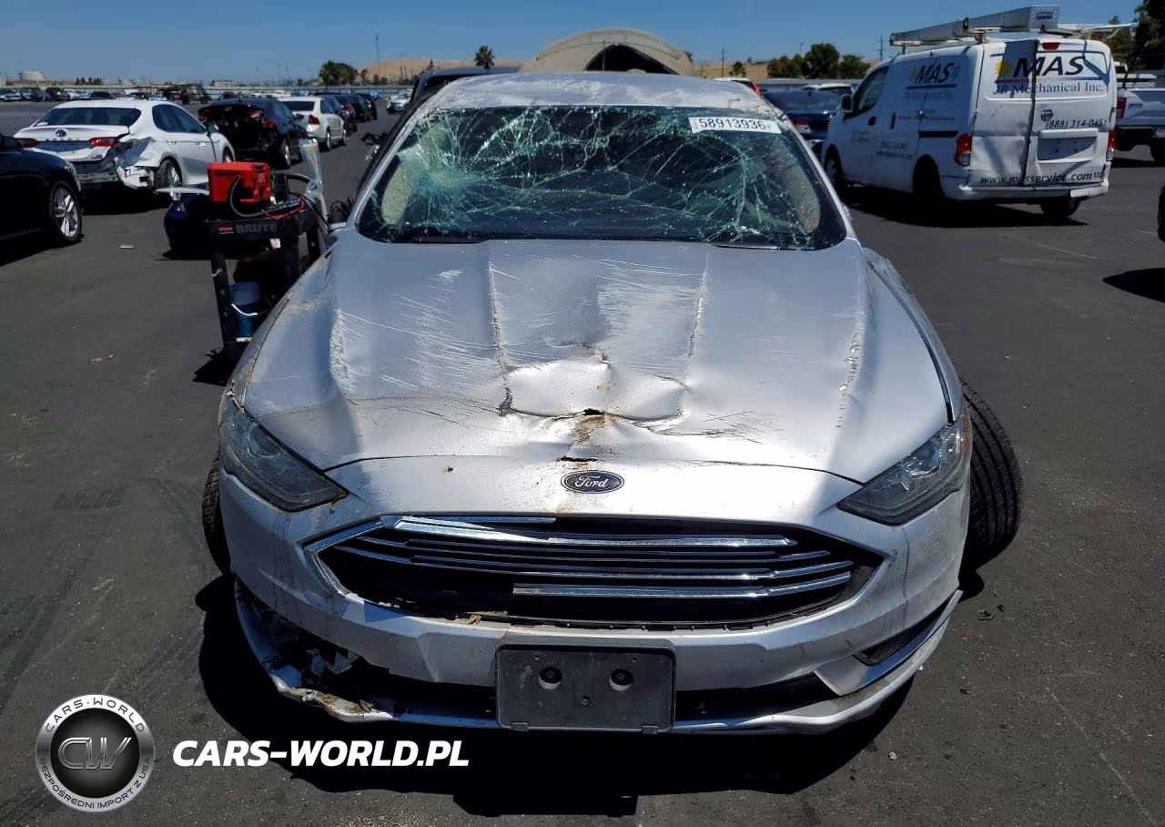 FORD FUSION SE VIN:3FA6P0HD7JR262764 - 5