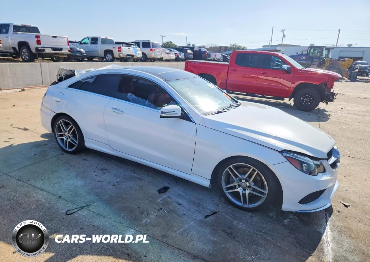 2016 Mercedes-Benz E-Class E400 4Matic VIN:WDDKJ6FBXGF325673 - 4