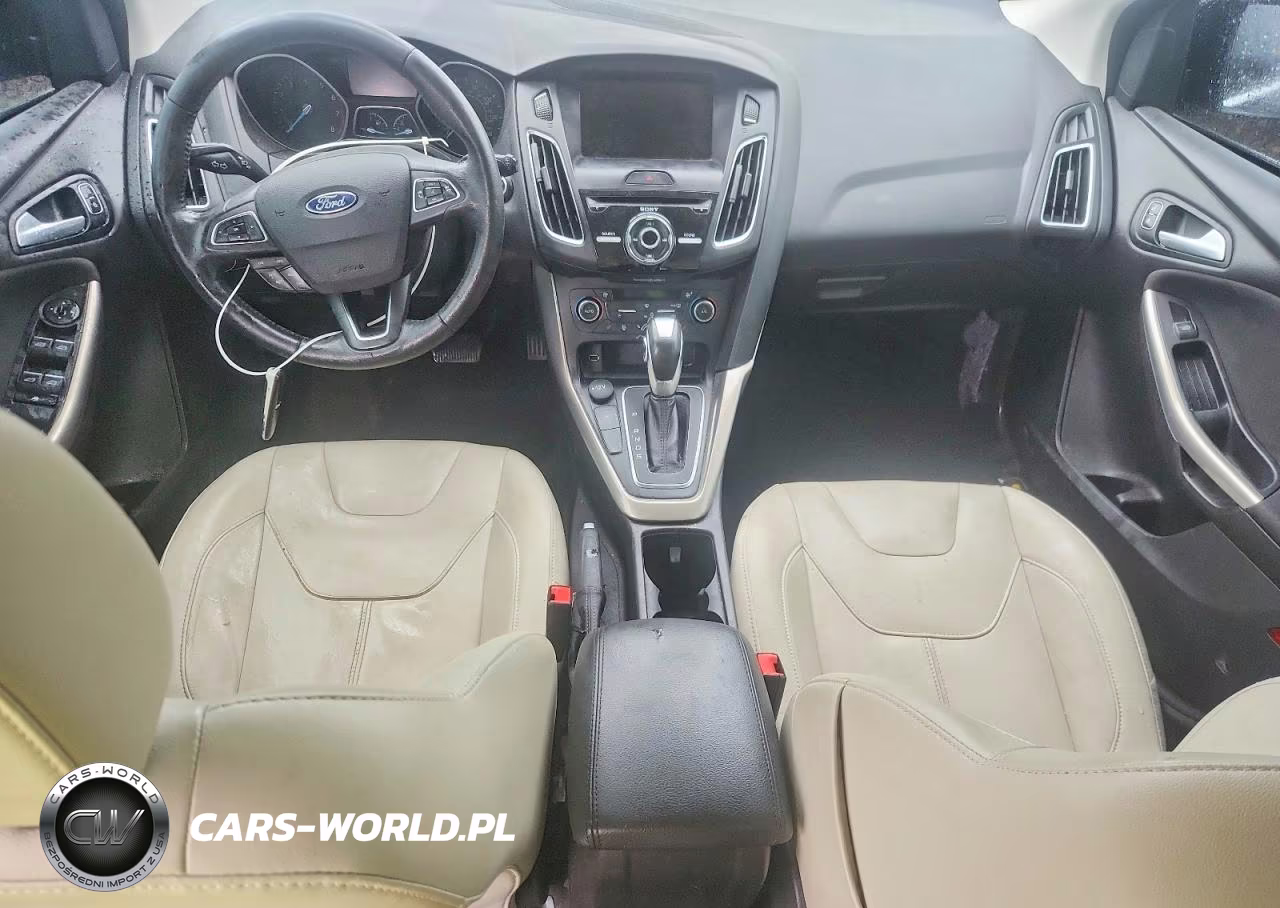 2018 Ford Focus Titanium VIN:1FADP3N24JL326138 - 8