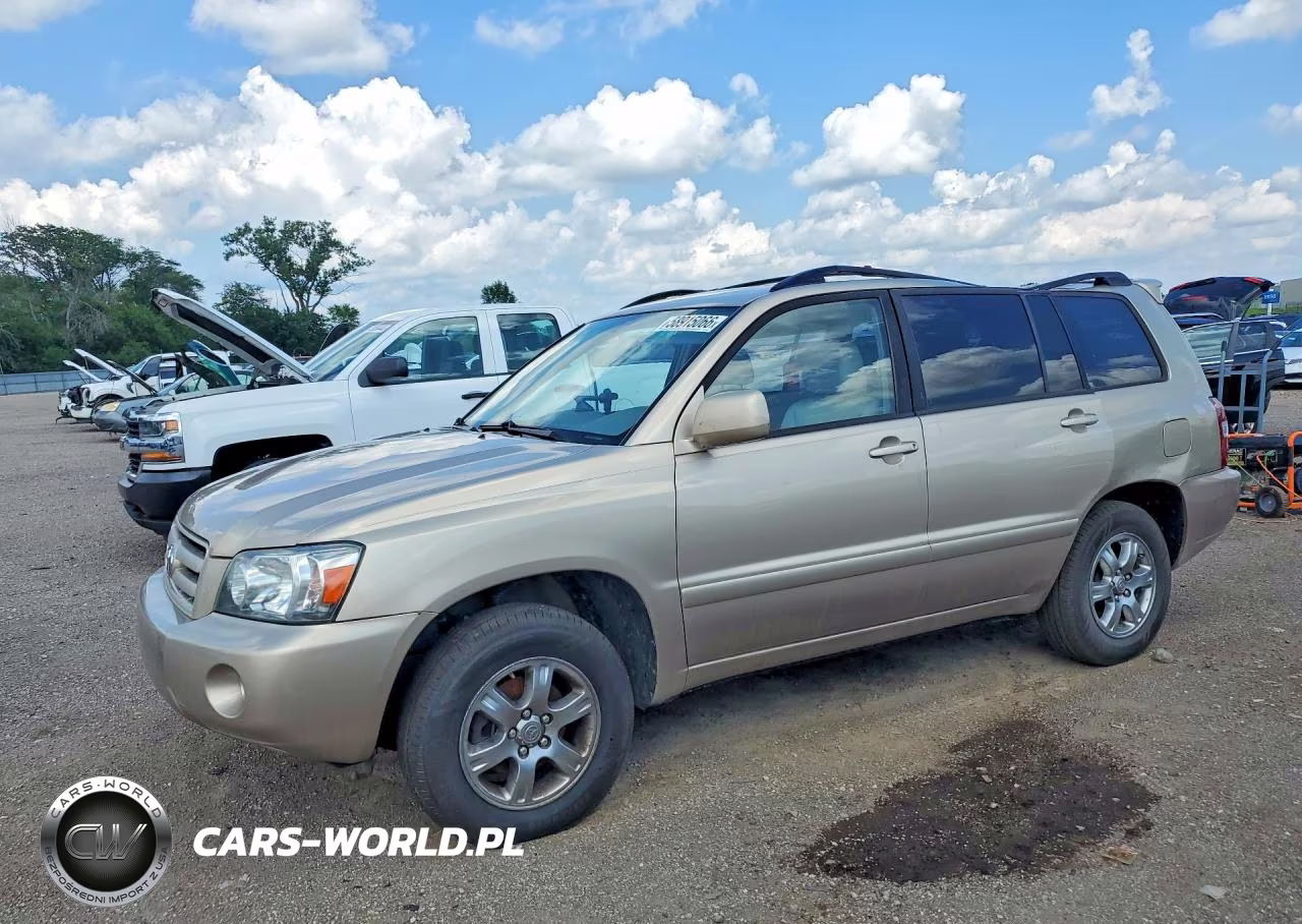 2004 Toyota Highlander Base