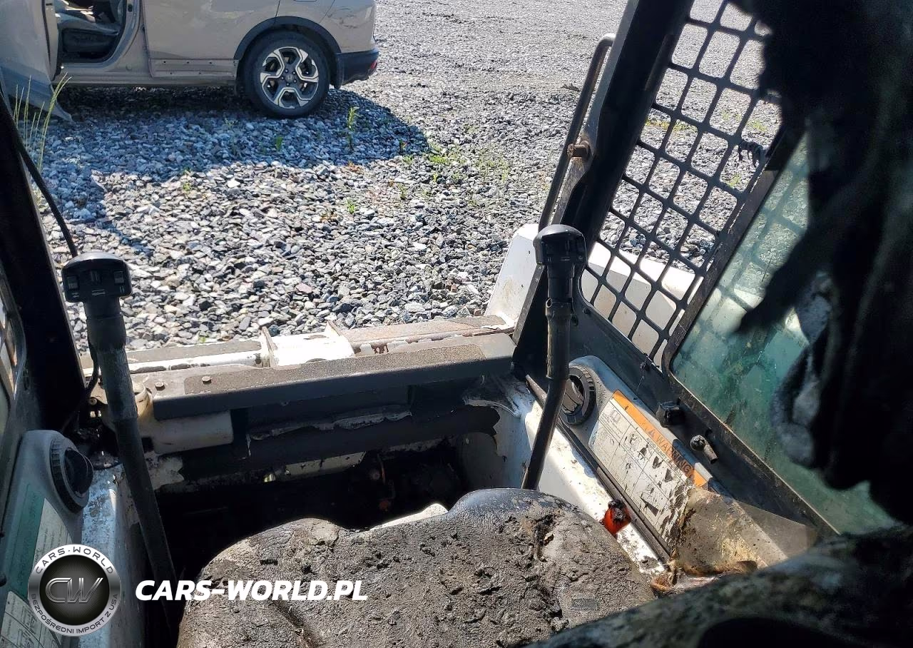 2000 Bobcat 763 Skid Steer Loader VIN:512256839 - 5