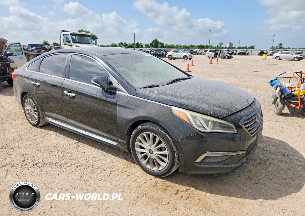 2015 Hyundai Sonata Limited VIN:5NPE34AF1FH020096 - 4
