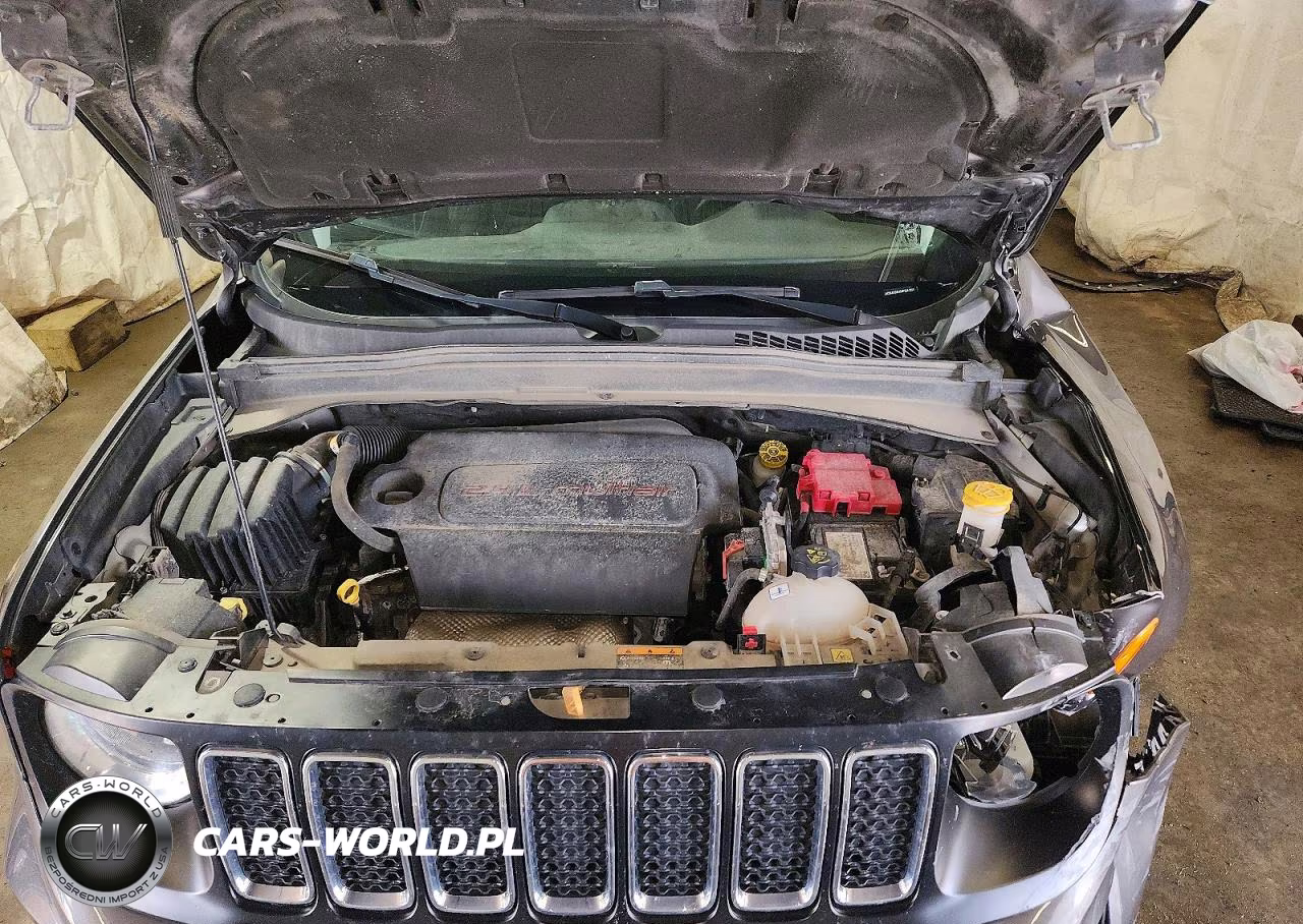 2021 Jeep Renegade Latitude VIN:ZACNJDBB1MPM41898 - 12