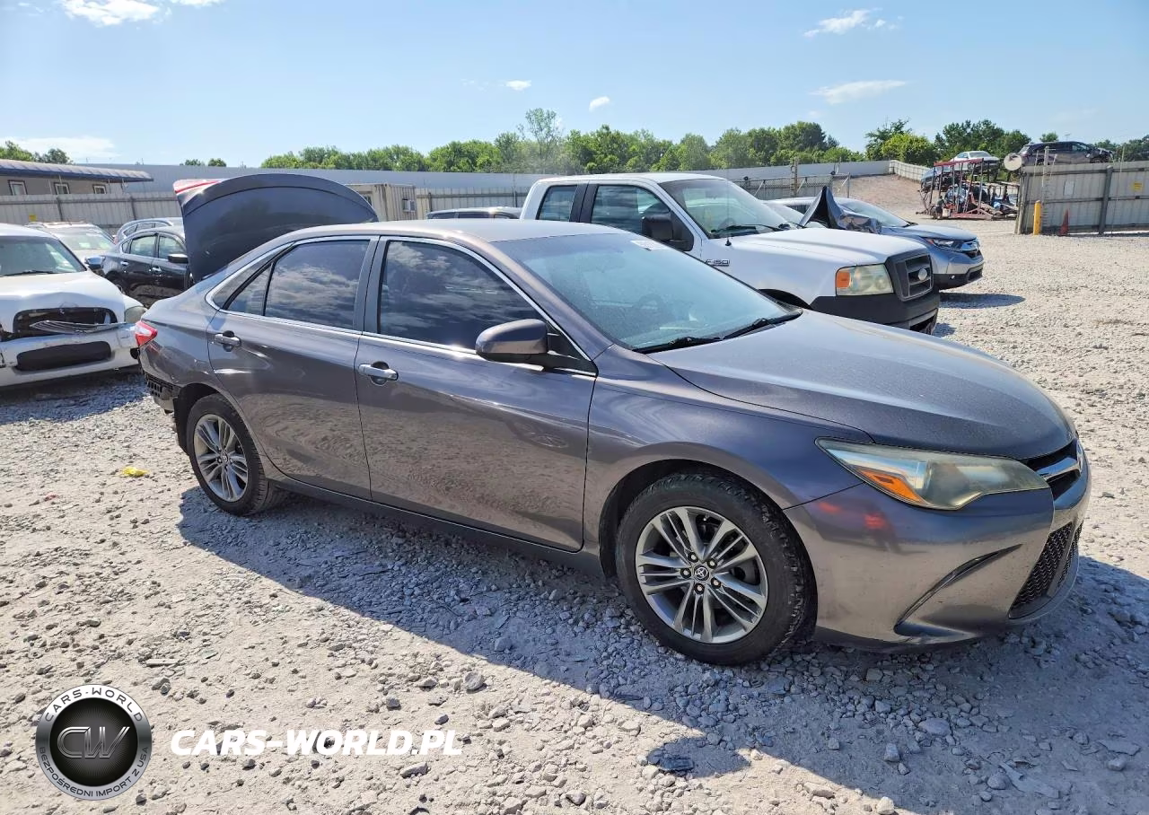 2017 Toyota Camry Se VIN:4T1BF1FK0HU284171 - 4