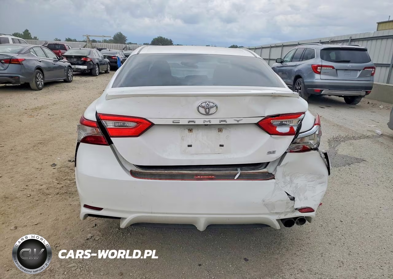 2018 Toyota Camry Se VIN:4T1B11HK9JU111430 - 6