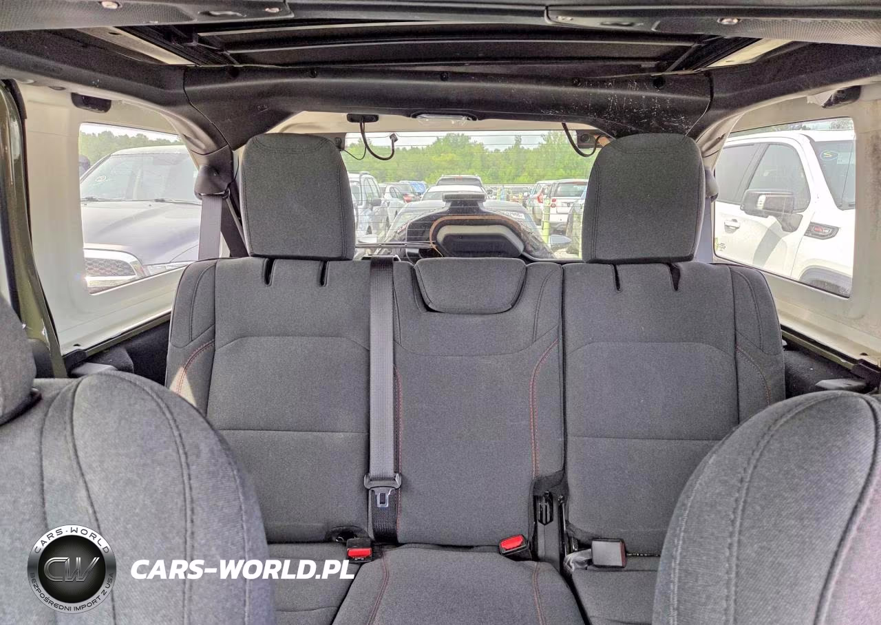 2026 Jeep Wrangler Rubicon VIN:1C4PJXFN6TW159274 - 10