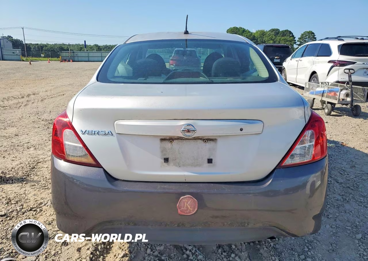2016 Nissan Versa 1.6 S VIN:3N1CN7AP8GL841485 - 6