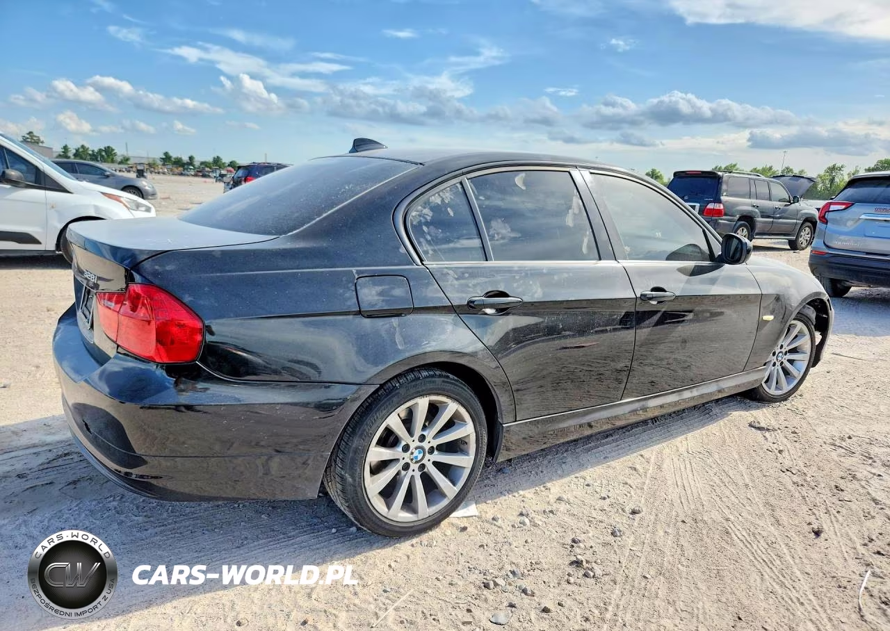 2011 BMW 328 Xi VIN:WBAPK7C54BF086466 - 3