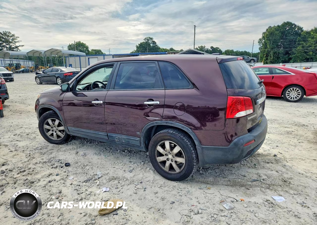 2011 Kia Sorento Lx VIN:5XYKT3A10BG039385 - 2