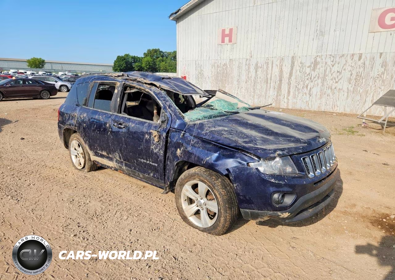 2014 Jeep Compass Sport VIN:1C4NJDBB4ED591992 - 4