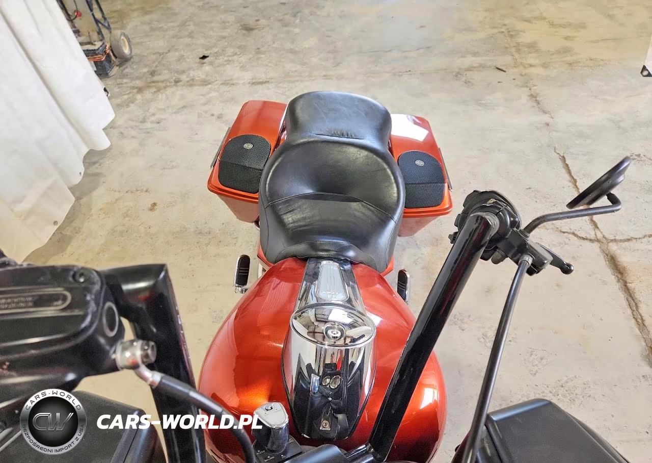 2011 Harley-Davidson Fltrx VIN:1HD1KHM13BB646896 - 5