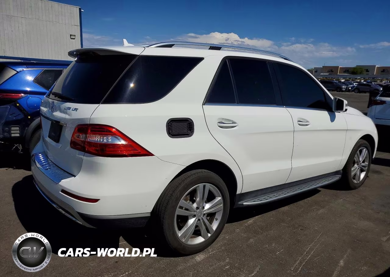 2015 Mercedes-Benz Ml 350 VIN:4JGDA5JBXFA618825 - 3