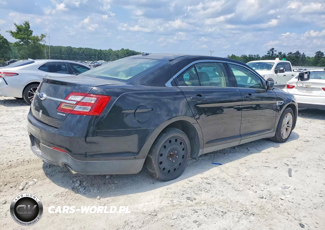 2015 Ford Taurus Se VIN:1FAHP2D82FG133956 - 3