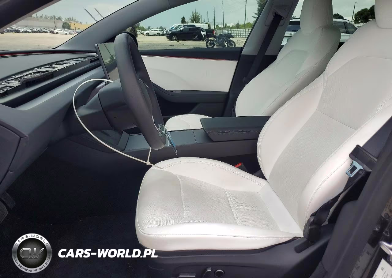 2025 Tesla Model 3 VIN:5YJ3E1EA6SF998777 - 7
