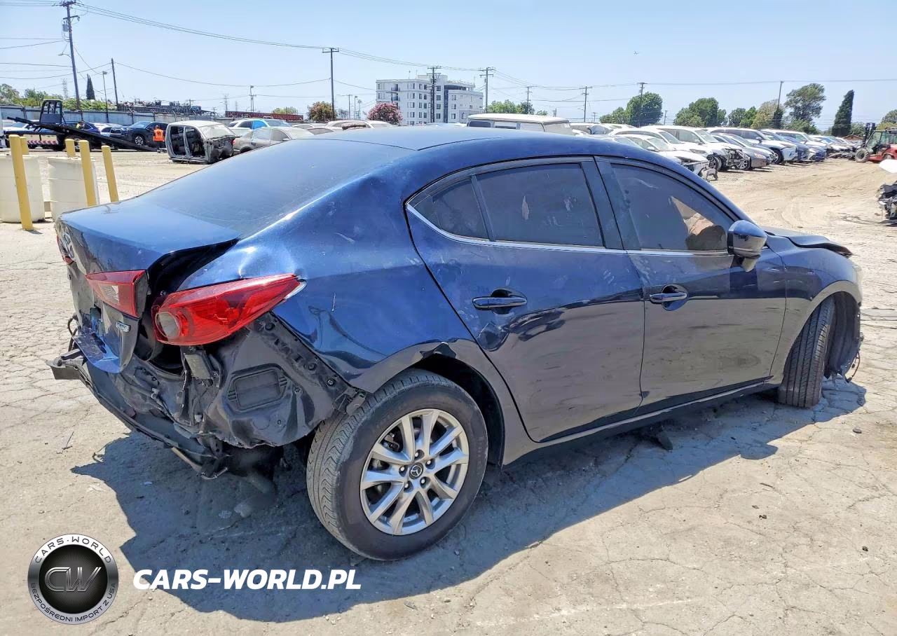 2018 Mazda 3 Sport VIN:3MZBN1U78JM239640 - 3