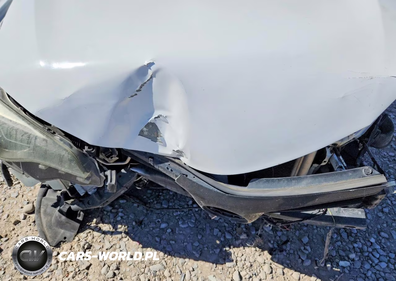 2017 Toyota Corolla Le VIN:5YFBURHEXHP625492 - 11