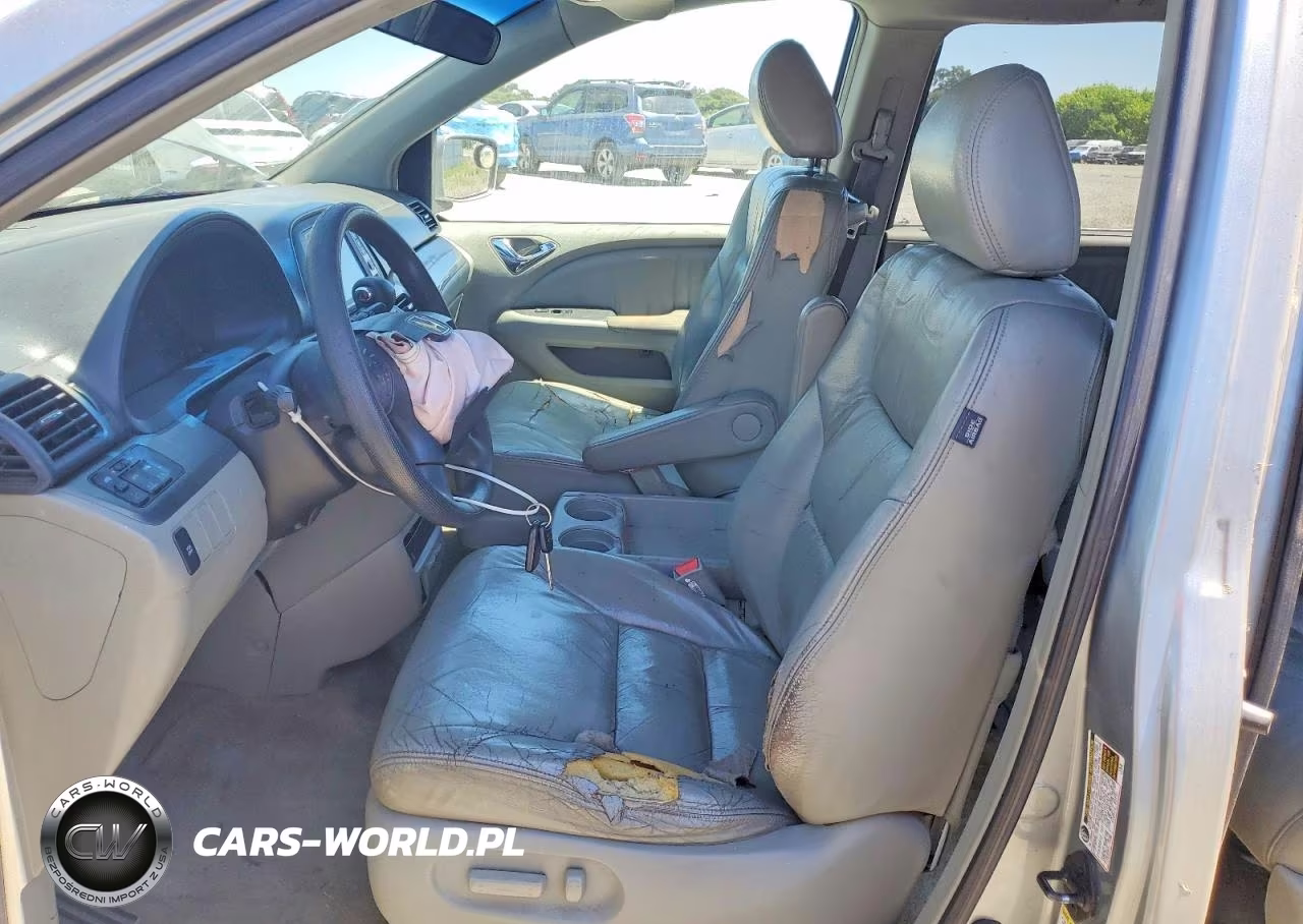2005 Honda Oddesey VIN:5FNRL387X5B067411 - 7