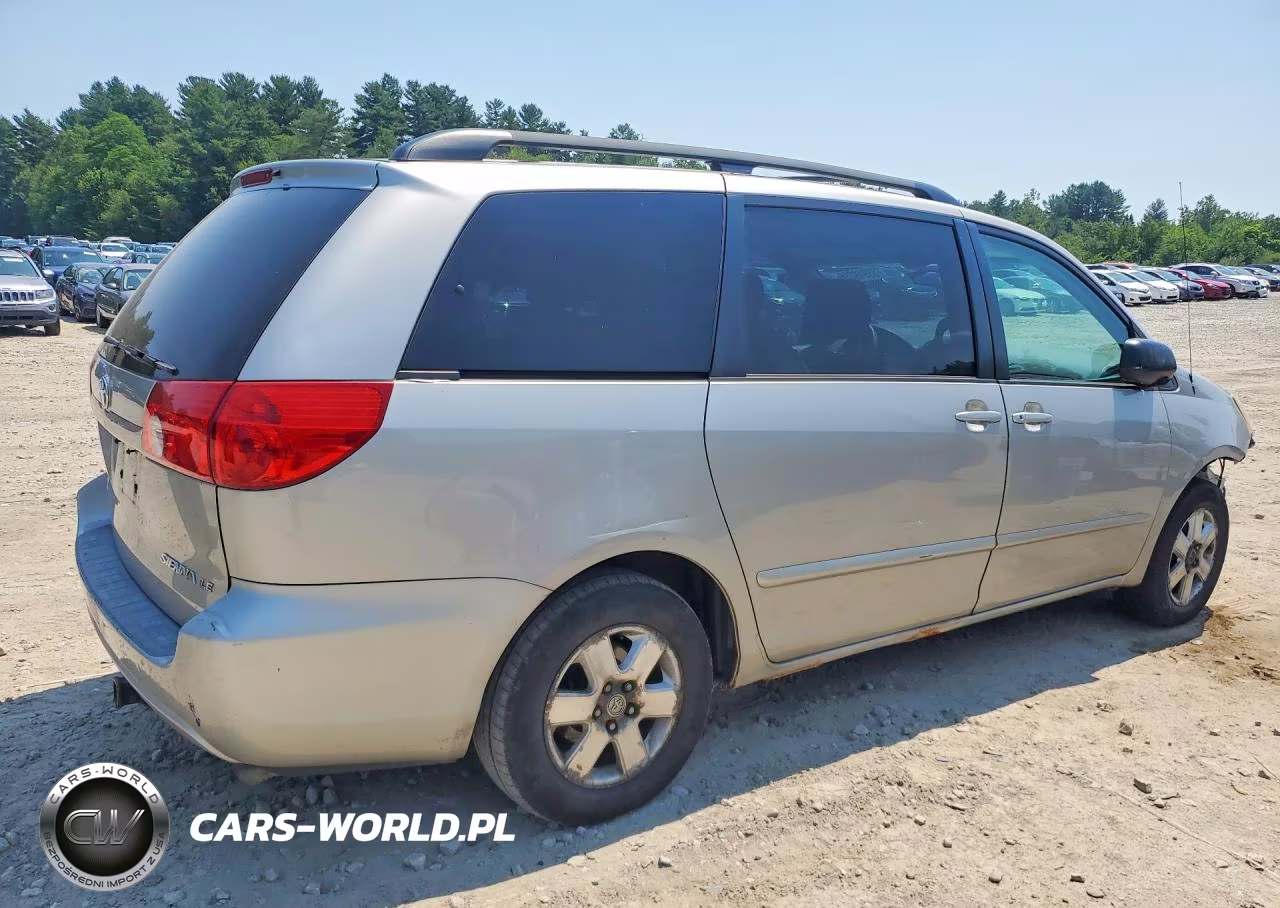 2006 Toyota Sienna Le 7 Passenger VIN:5TDZA23C56S447743 - 3