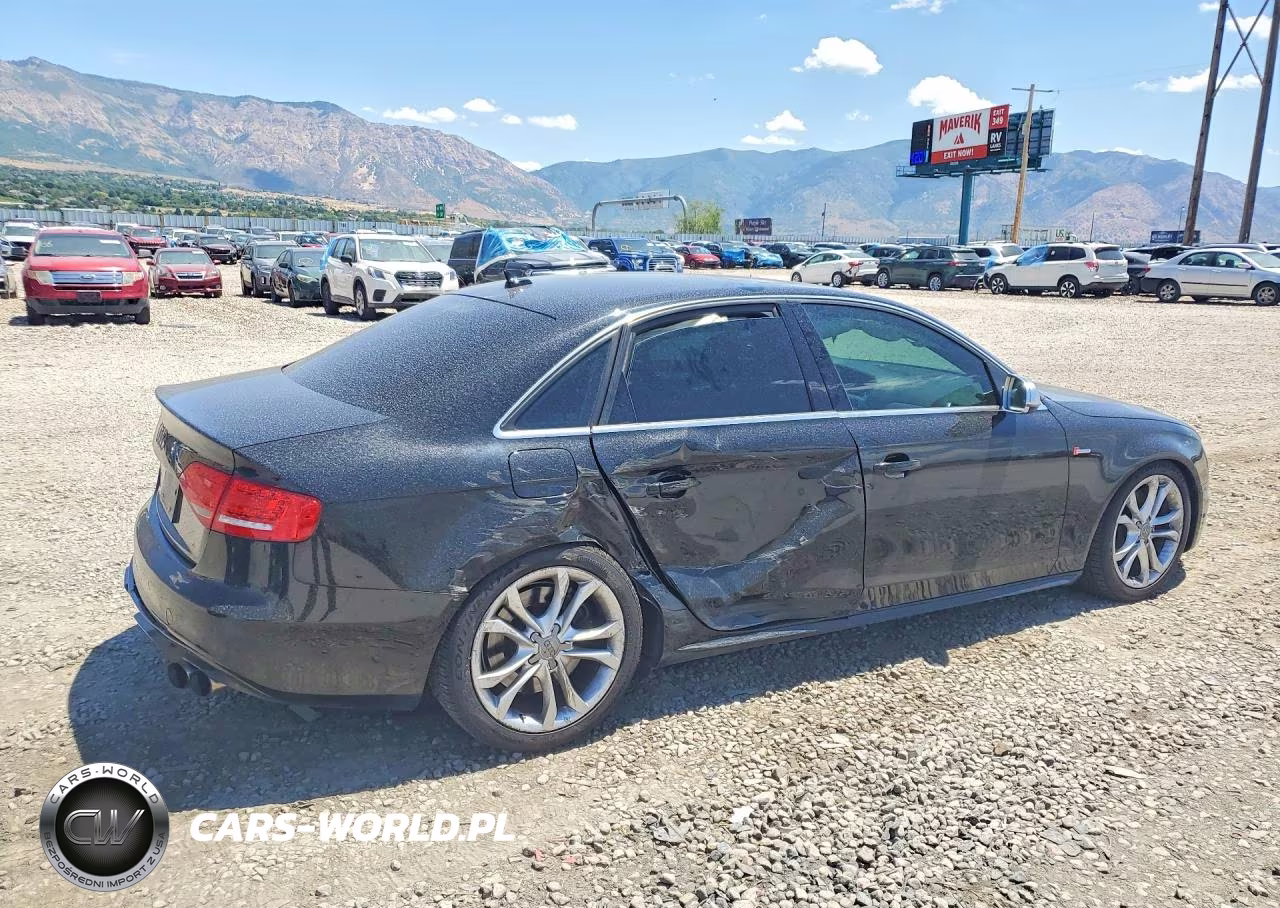 2011 Audi S4 Premium Plus VIN:WAUBGAFL1BA054252 - 3