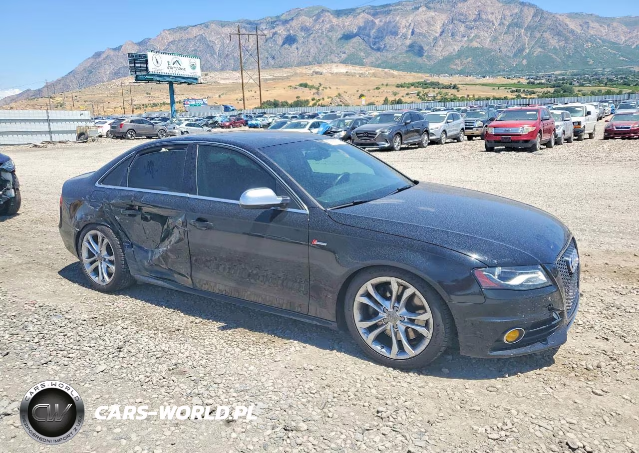 2011 Audi S4 Premium Plus VIN:WAUBGAFL1BA054252 - 4