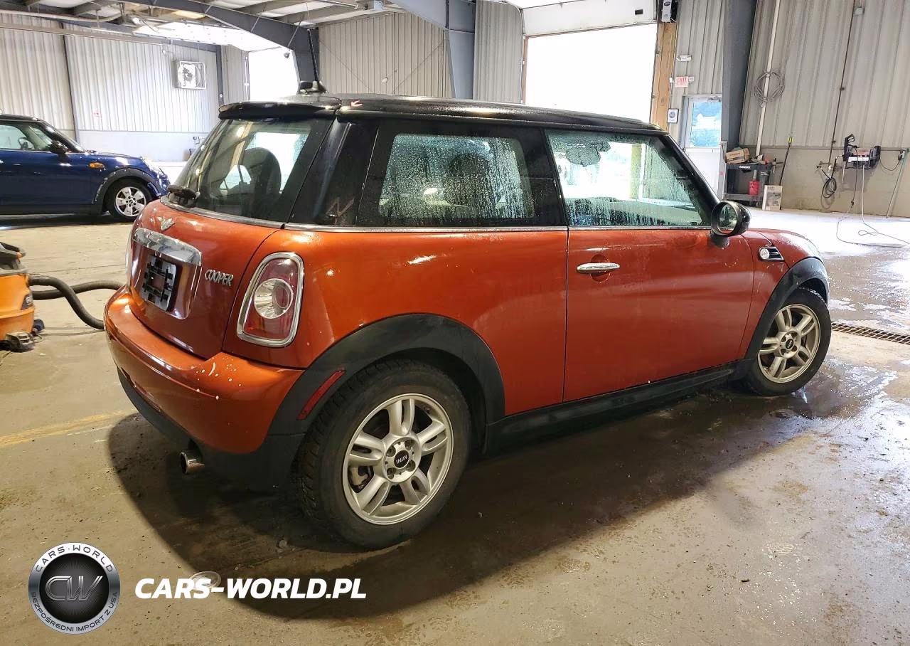 2013 Mini Cooper VIN:WMWSU3C53DT681357 - 3