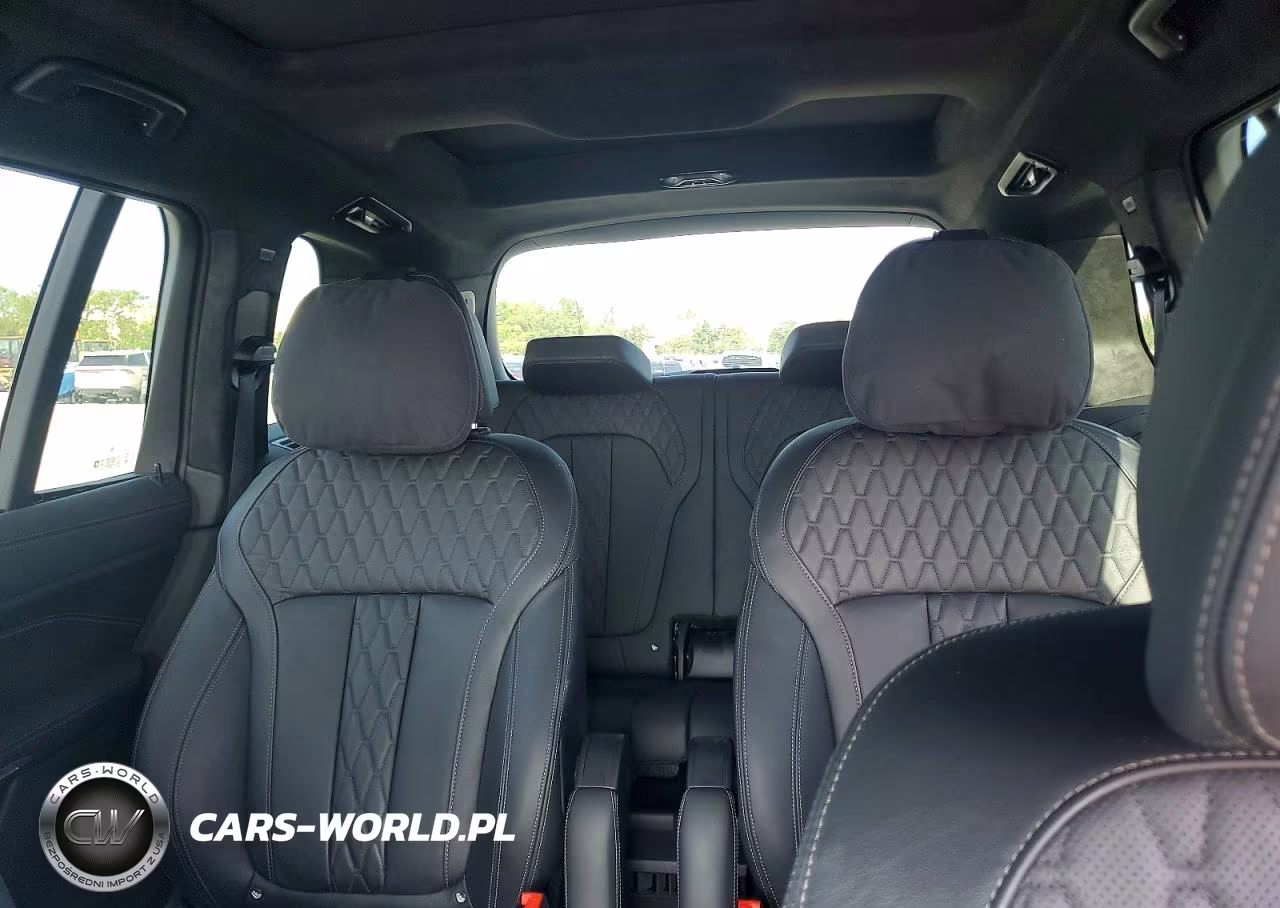 2024 BMW X7 M60I VIN:5UX33EM01R9S66551 - 10