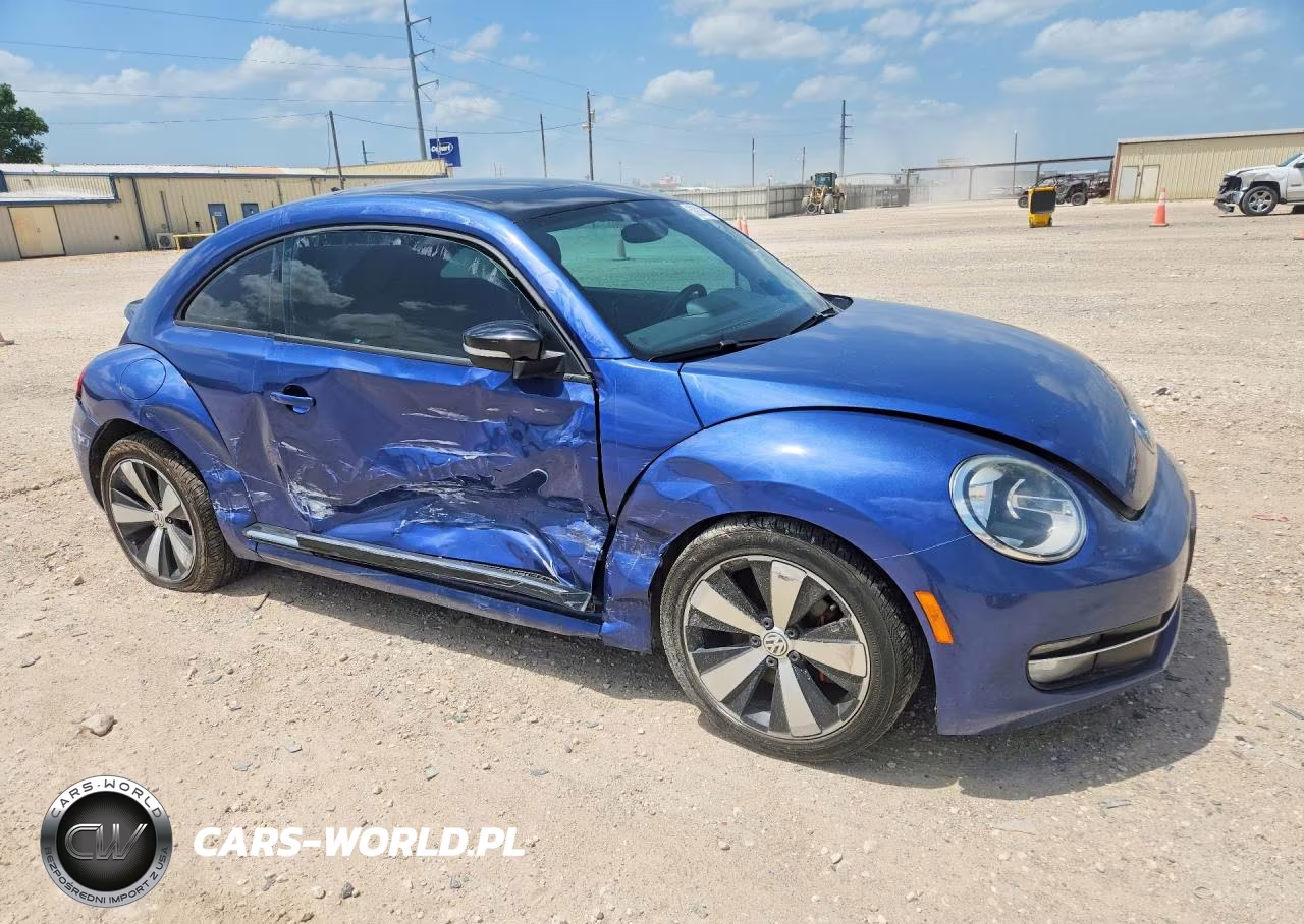 2013 Volkswagen Beetle Turbo VIN:3VWVA7AT0DM621260 - 4