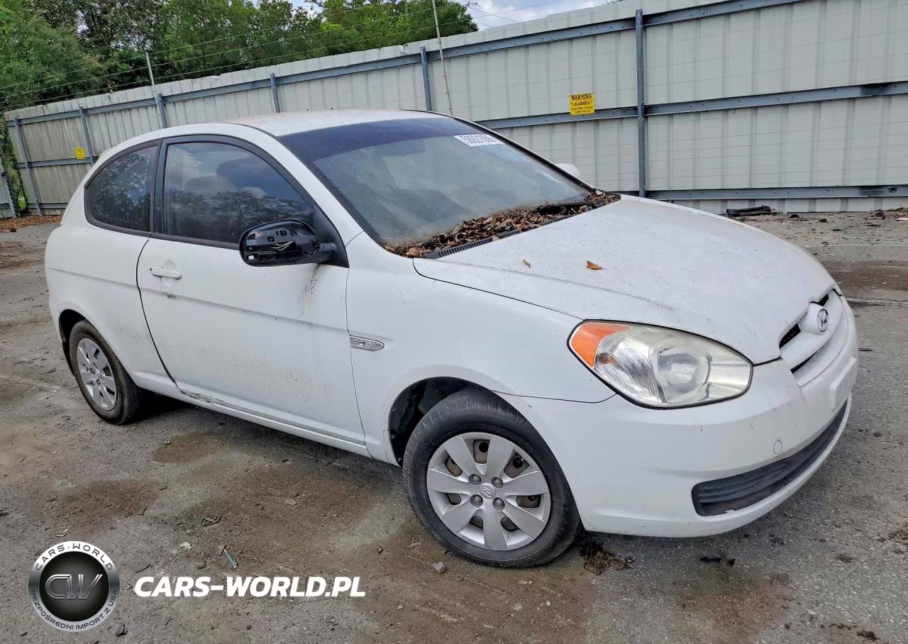 2011 Hyundai Accent Gl VIN:KMHCM3AC1BU186571 - 4