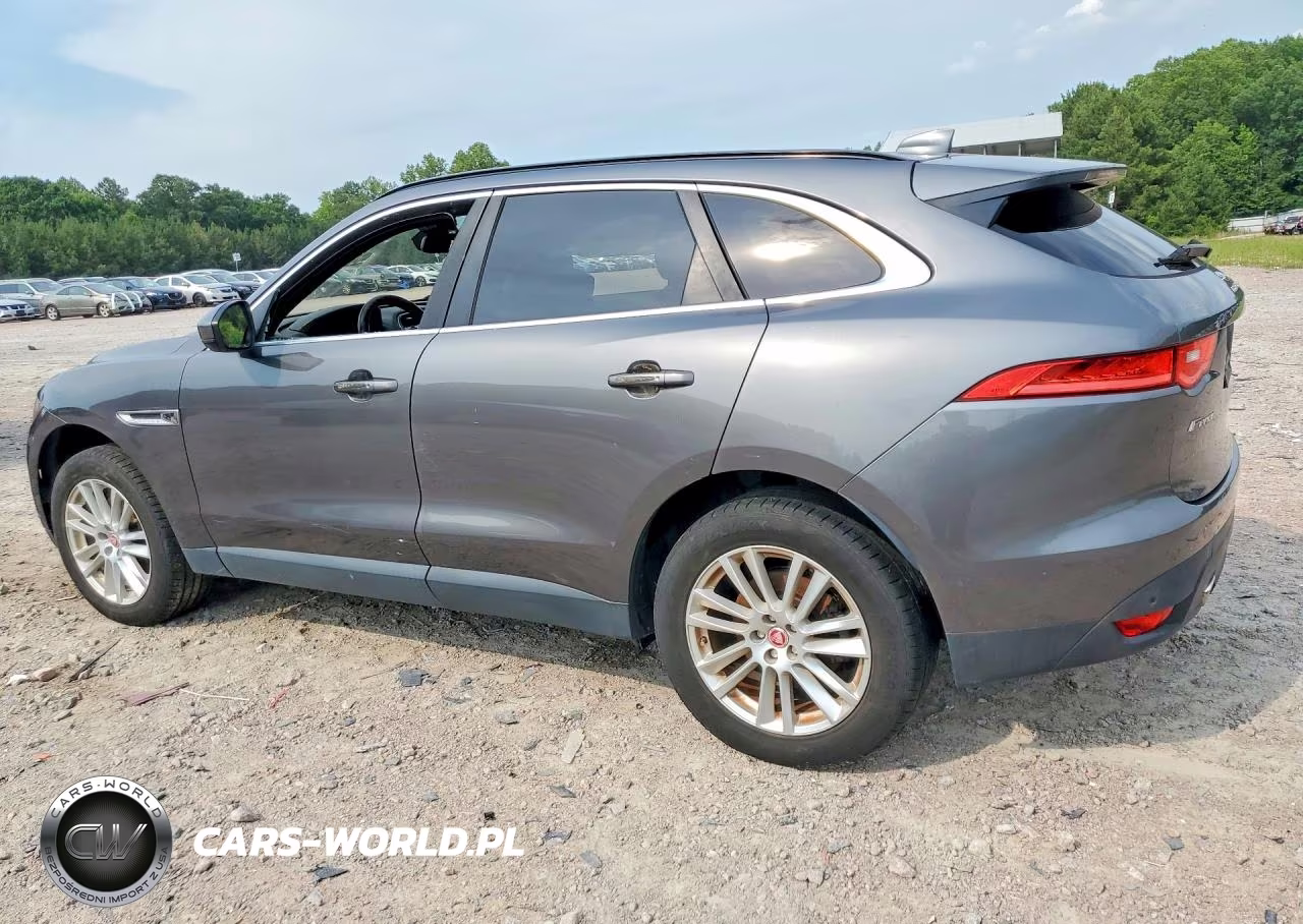 2017 Jaguar F-Pace Prestige VIN:SADCK2BV8HA054264 - 2