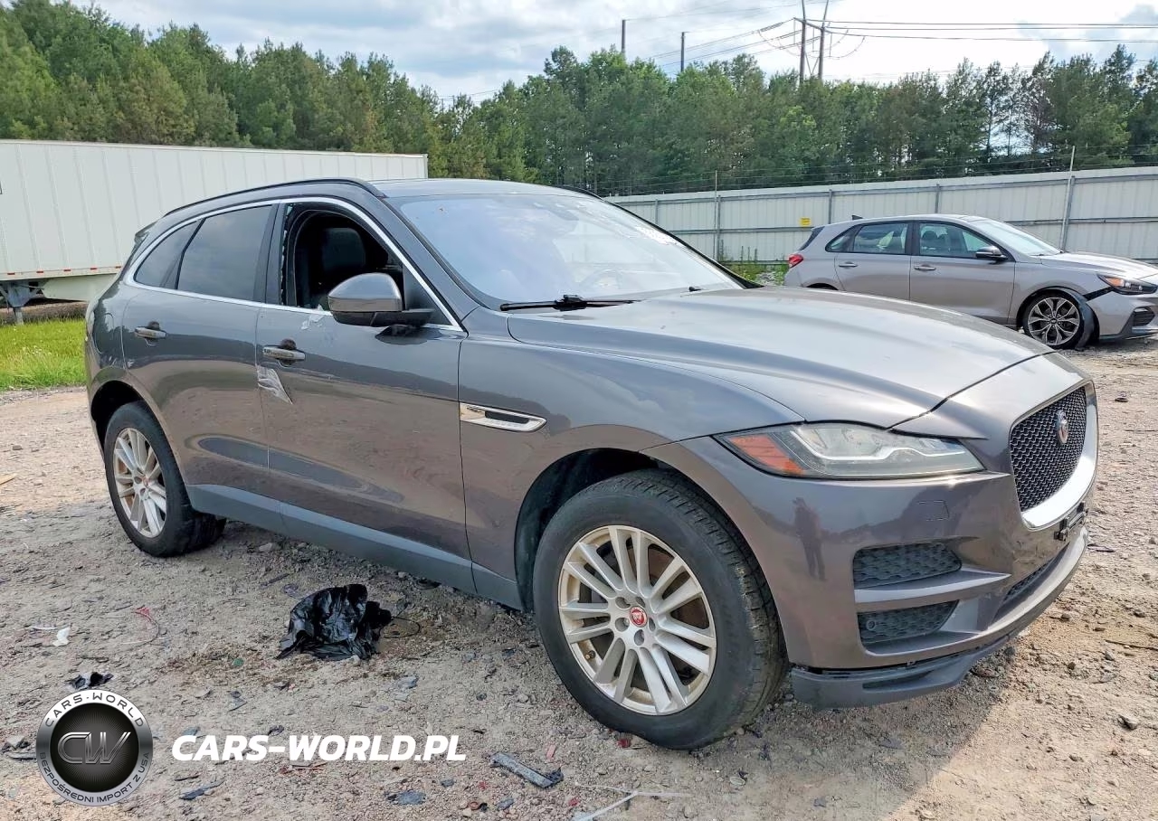 2017 Jaguar F-Pace Prestige VIN:SADCK2BV8HA054264 - 4