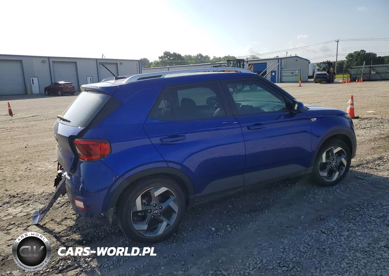 2023 Hyundai Venue Sel VIN:KMHRC8A36PU219517 - 3