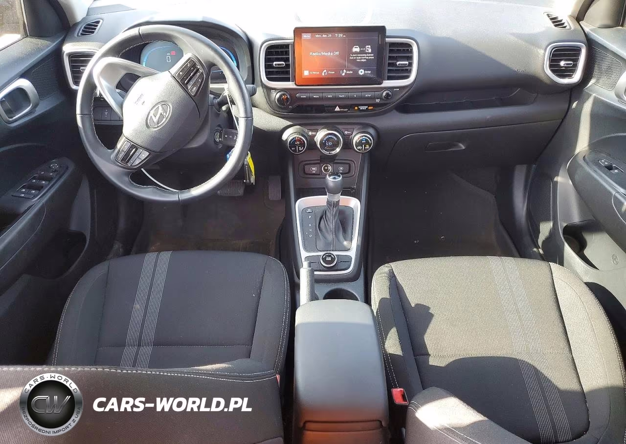 2023 Hyundai Venue Sel VIN:KMHRC8A36PU219517 - 8