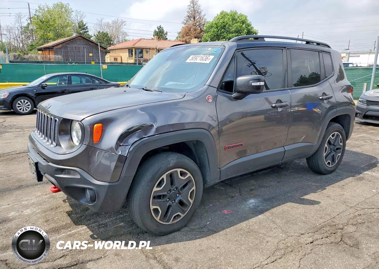 2016 Jeep Renegade Trailhawk – zdjęcie 1 z 13