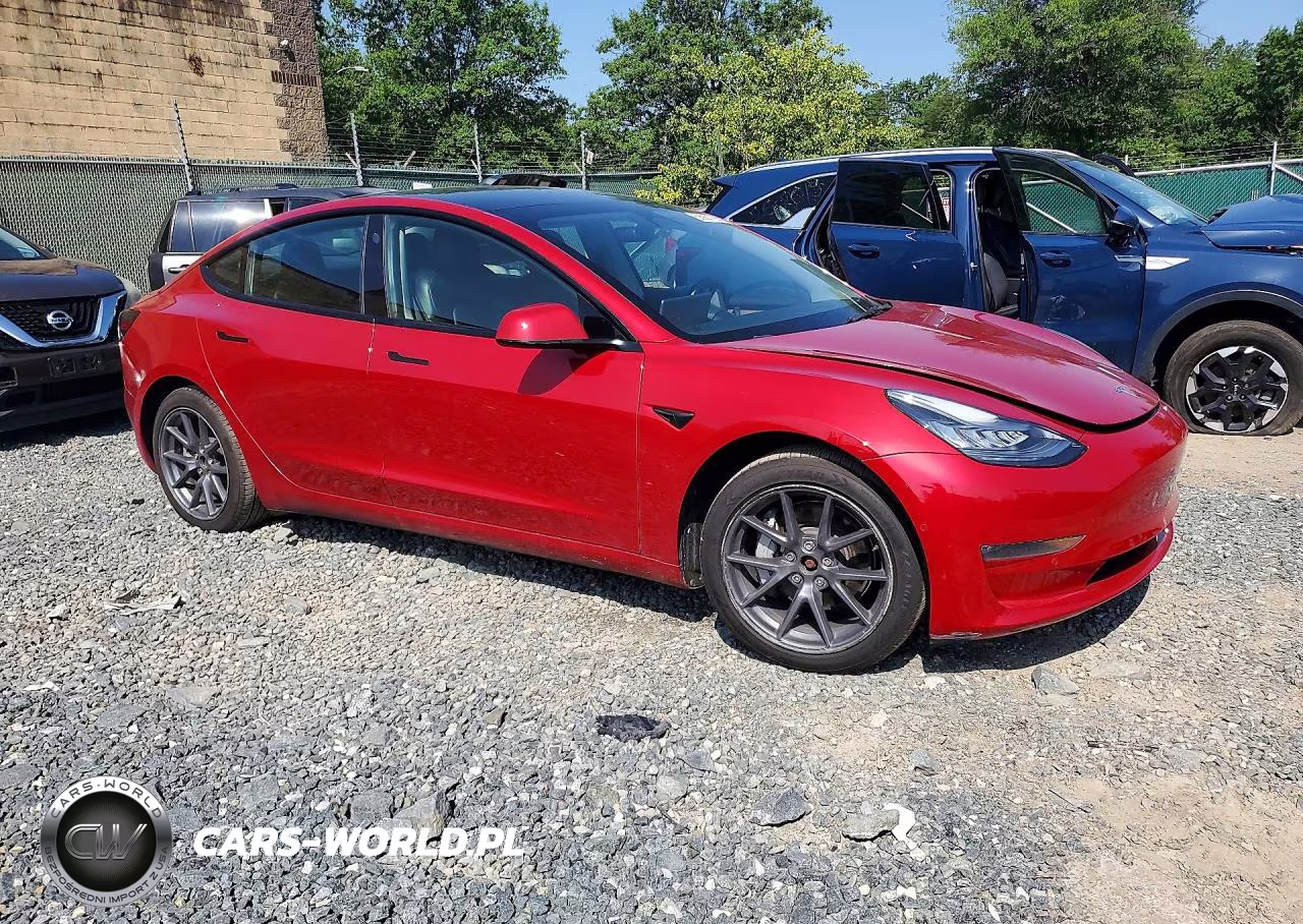 2022 Tesla 3 VIN:5YJ3E1EB4NF285776 - 4