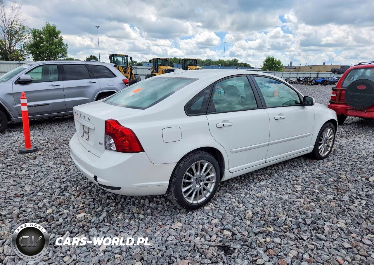 2010 Volvo S40 2.4I VIN:YV1390MS8A2510059 - 3